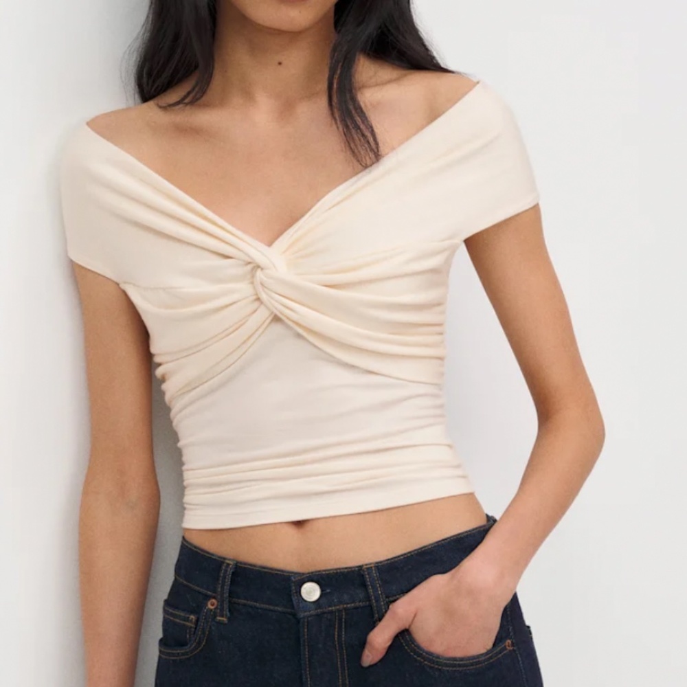 Reformation Ezlynn Knit Top